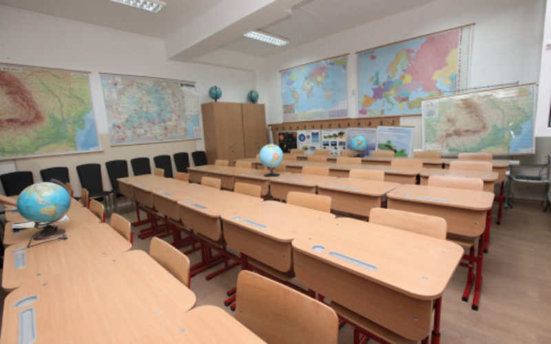 În București doar 43 de unități de învățământ sunt autorizate ISU