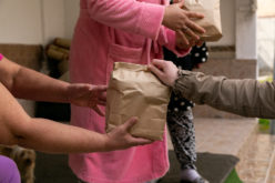 Always donează 42.000 de absorbante pentru femeile defavorizate, beneficiare ale Asociației Pe Stop