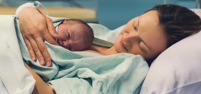7 beneficii ale nașterii naturale – explicate de medicul ginecolog