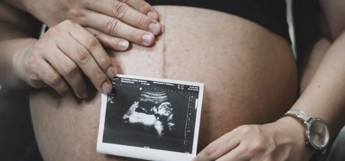 Varsta reală a bebelușului din burtică – iată de ce este cu 15 zile mai mic decat vârsta sarcinii